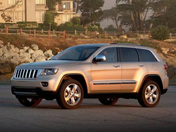 JEEP GRAND CHEROKEE 2011 1J4RR4GG4BC675921 image